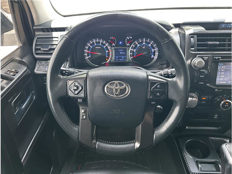 Used 2017 Toyota 4Runner TRD Off-Road Premium AWD/4WD image 18