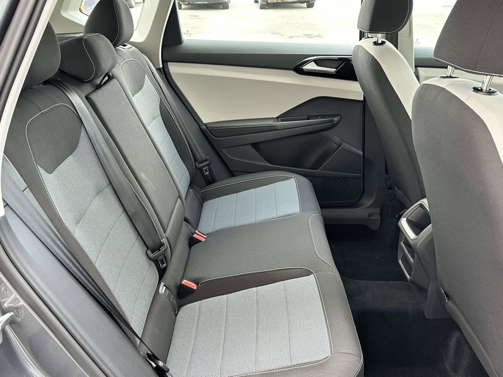 New 2025 Volkswagen Taos S image 15