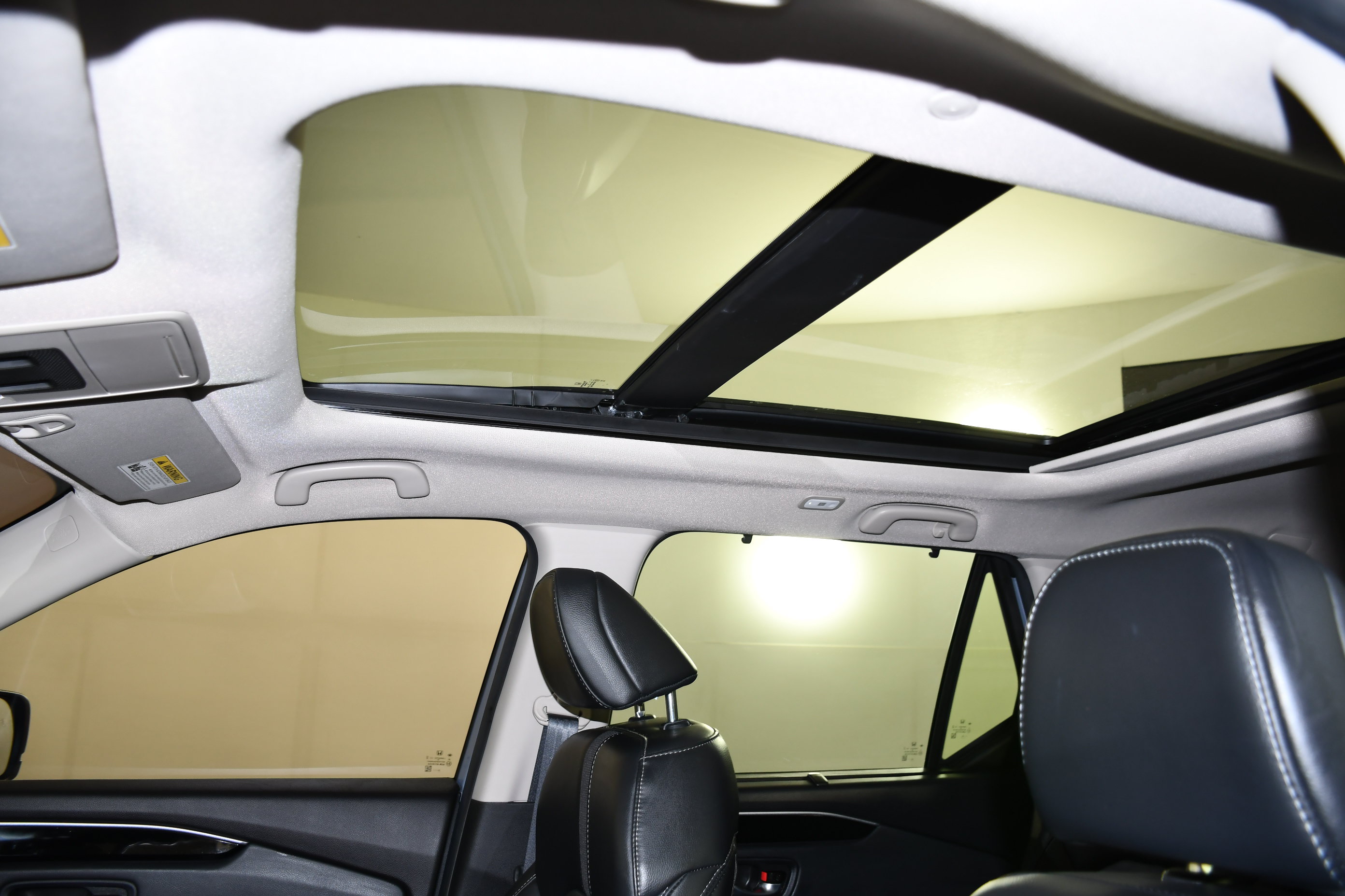 Used 2025 Honda Pilot Touring image 39