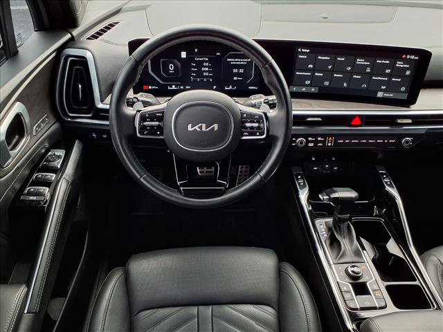 Used 2025 Kia Sorento SX Prestige image 14