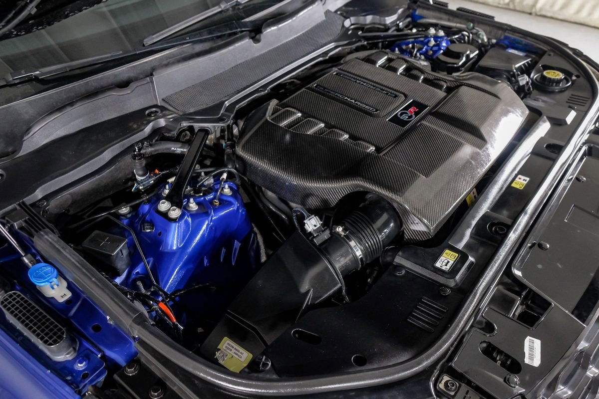 Used 2022 Land Rover Range Rover Sport SVR Carbon Edition image 47
