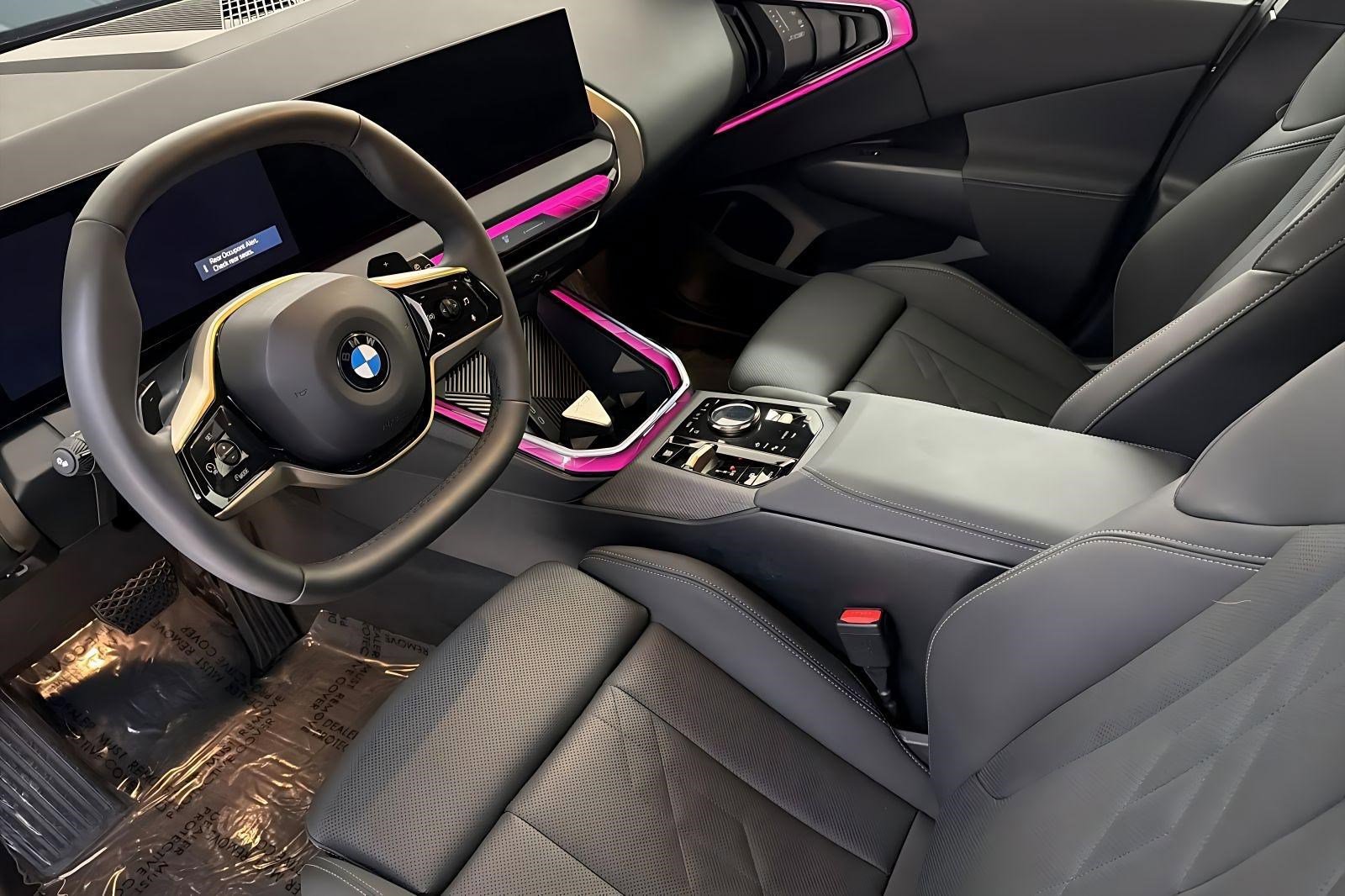 Certified 2025 BMW X3 xDrive30i w/ Convenience Package AWD/4WD image 4