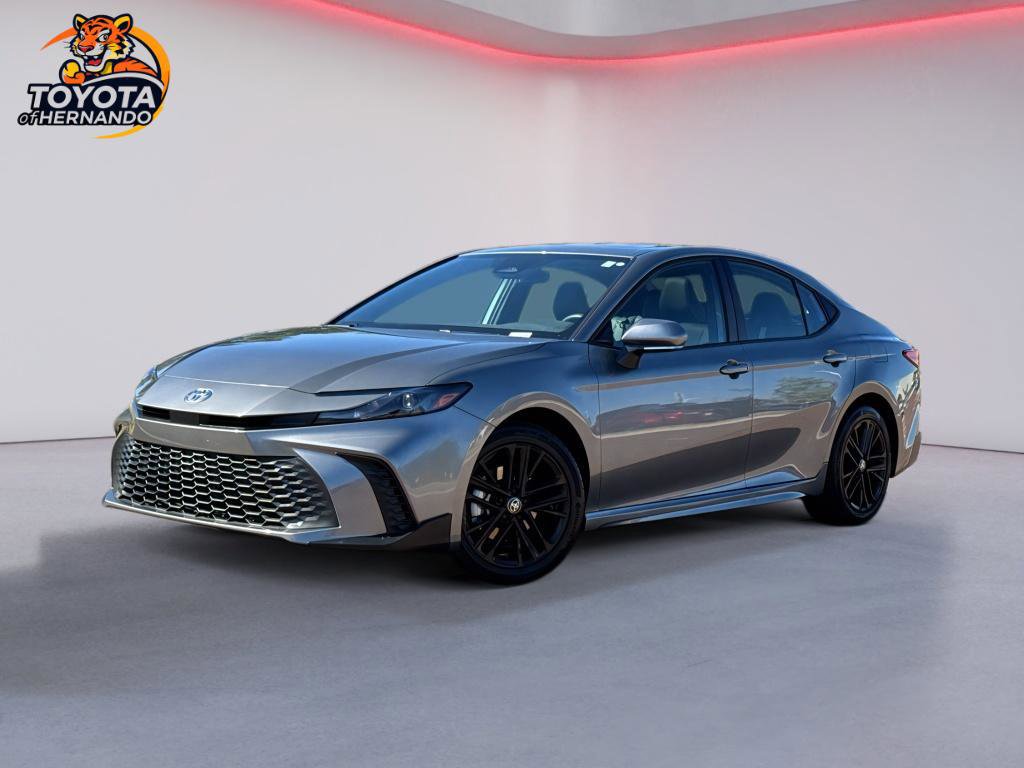 Used 2025 Toyota Camry SE