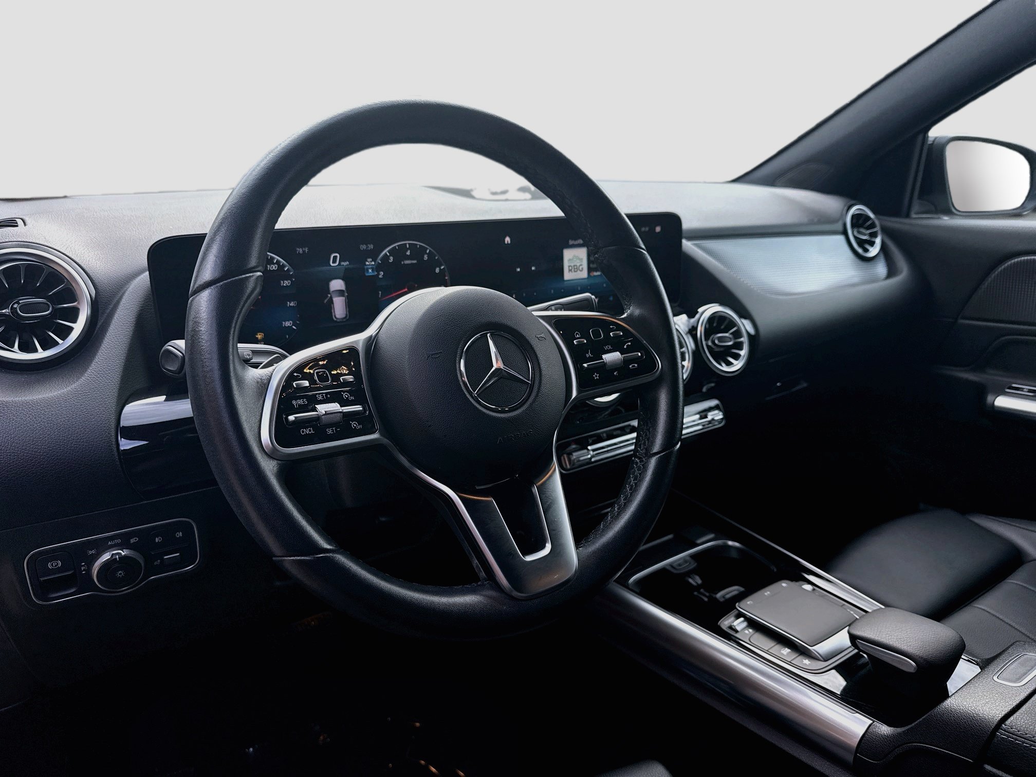 Used 2023 Mercedes-Benz GLA 250 w/ Premium Package image 7