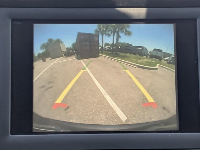 Used 2019 Chrysler Pacifica Touring-L FWD image 24