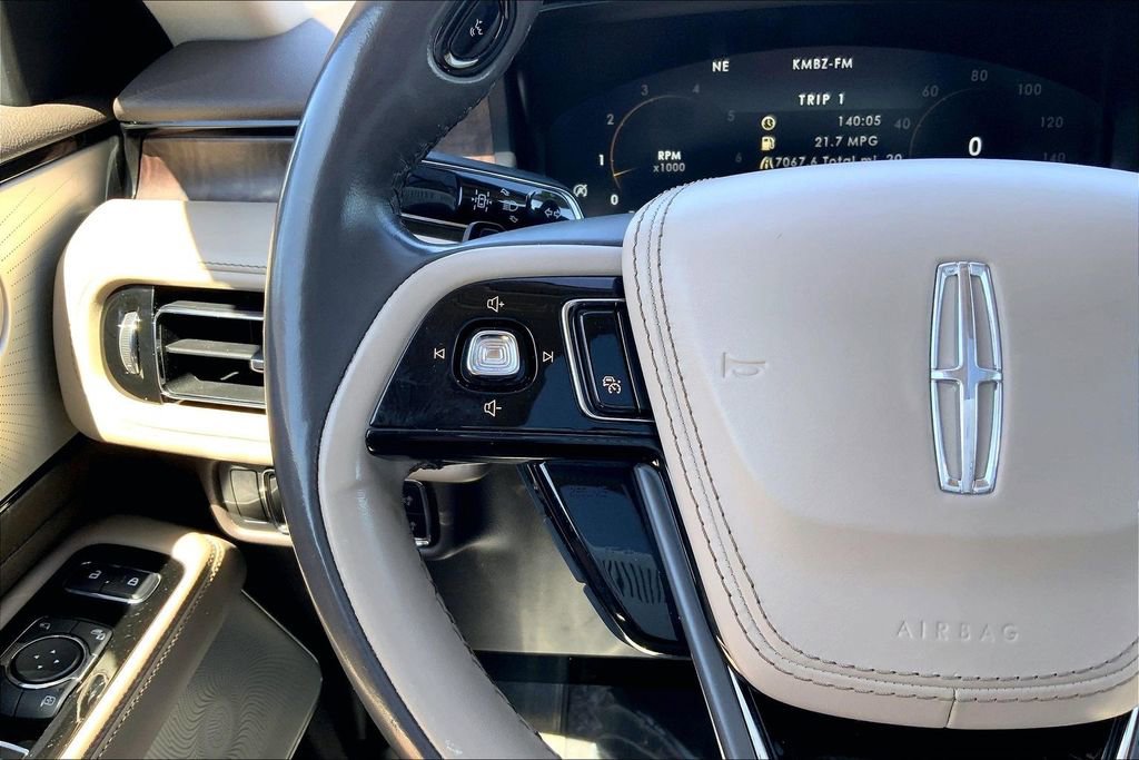 Used 2020 Lincoln Aviator Reserve w/ Equipment Group 202A AWD/4WD image 17