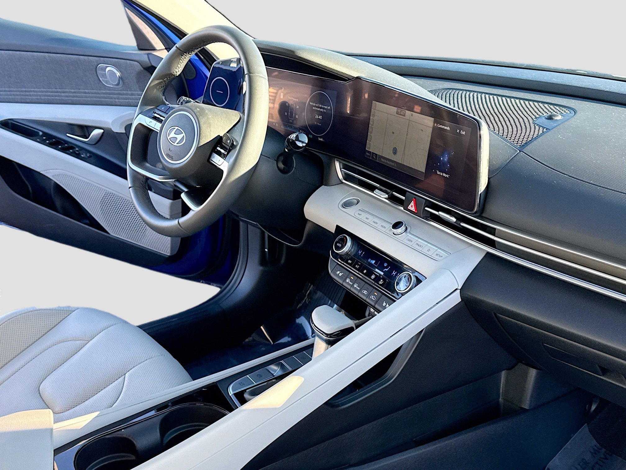 Certified 2025 Hyundai Elantra Limited image 5