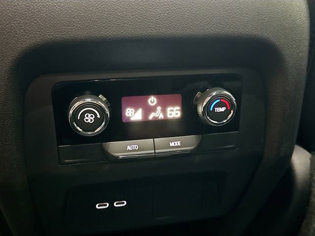 New 2026 Chevrolet Traverse LT w/ LPO, Floor Liner Package image 26