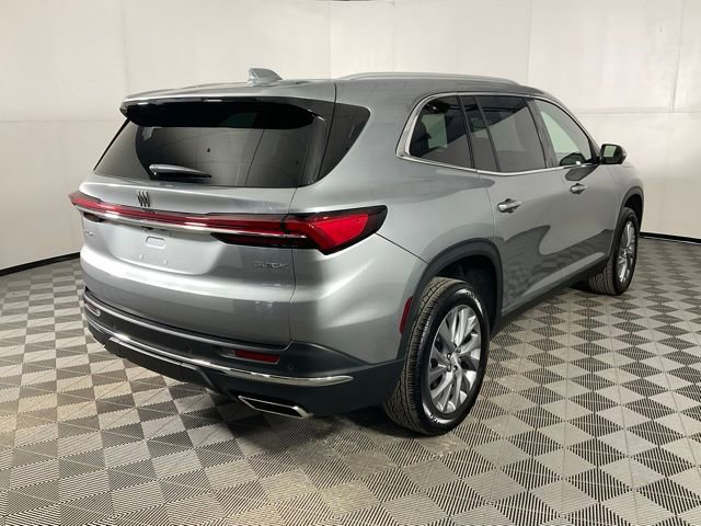 Used 2025 Buick Enclave Preferred image 8