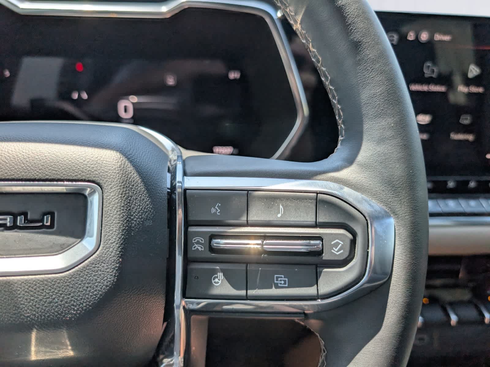 Certified 2025 GMC Canyon Denali AWD/4WD image 23