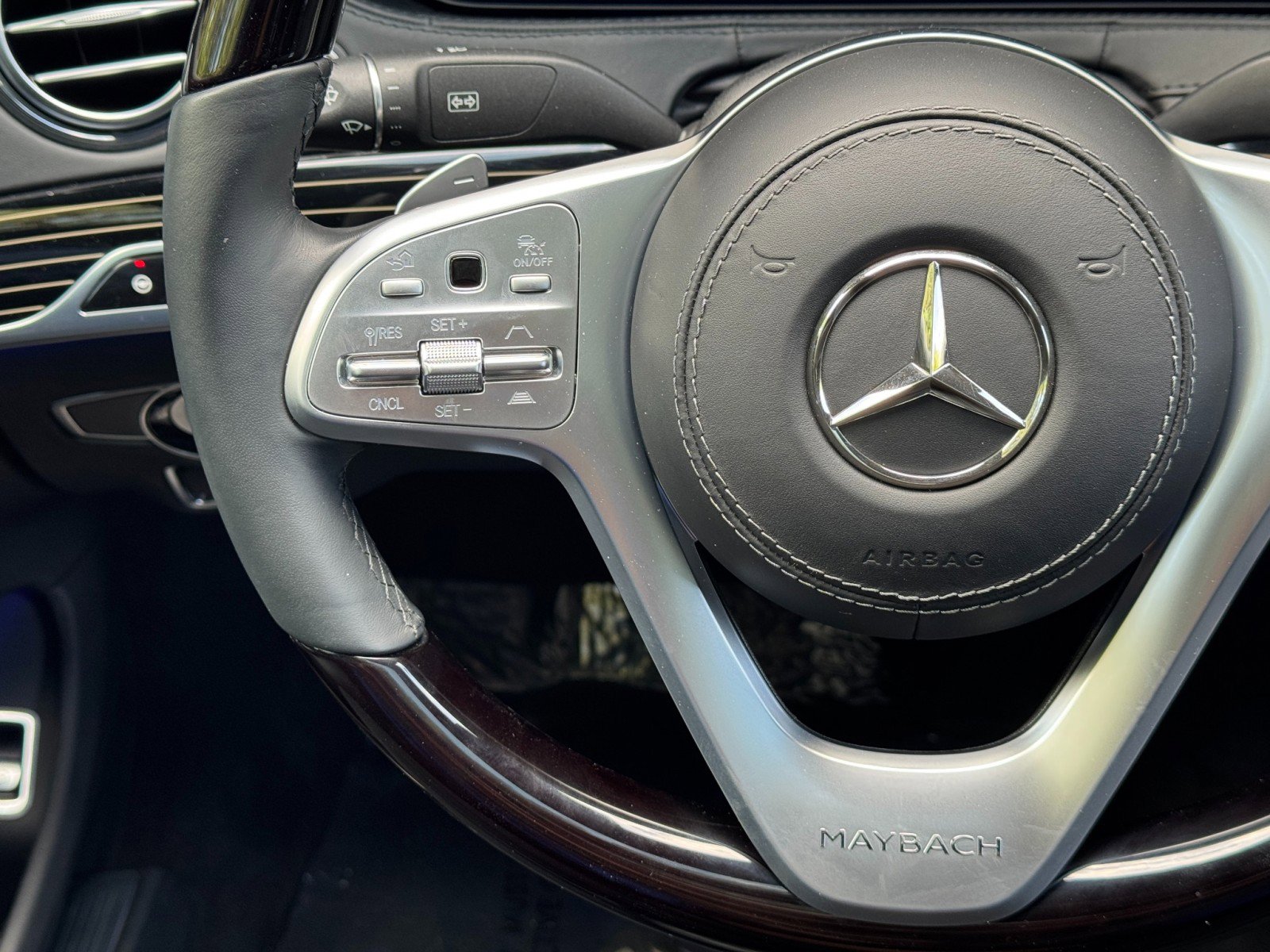 Used 2020 Mercedes-Benz Maybach S 560 4MATIC image 23