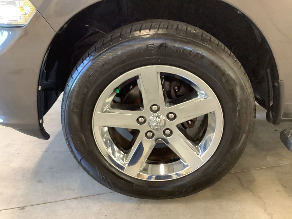 Used 2015 RAM 1500 Express AWD/4WD image 19