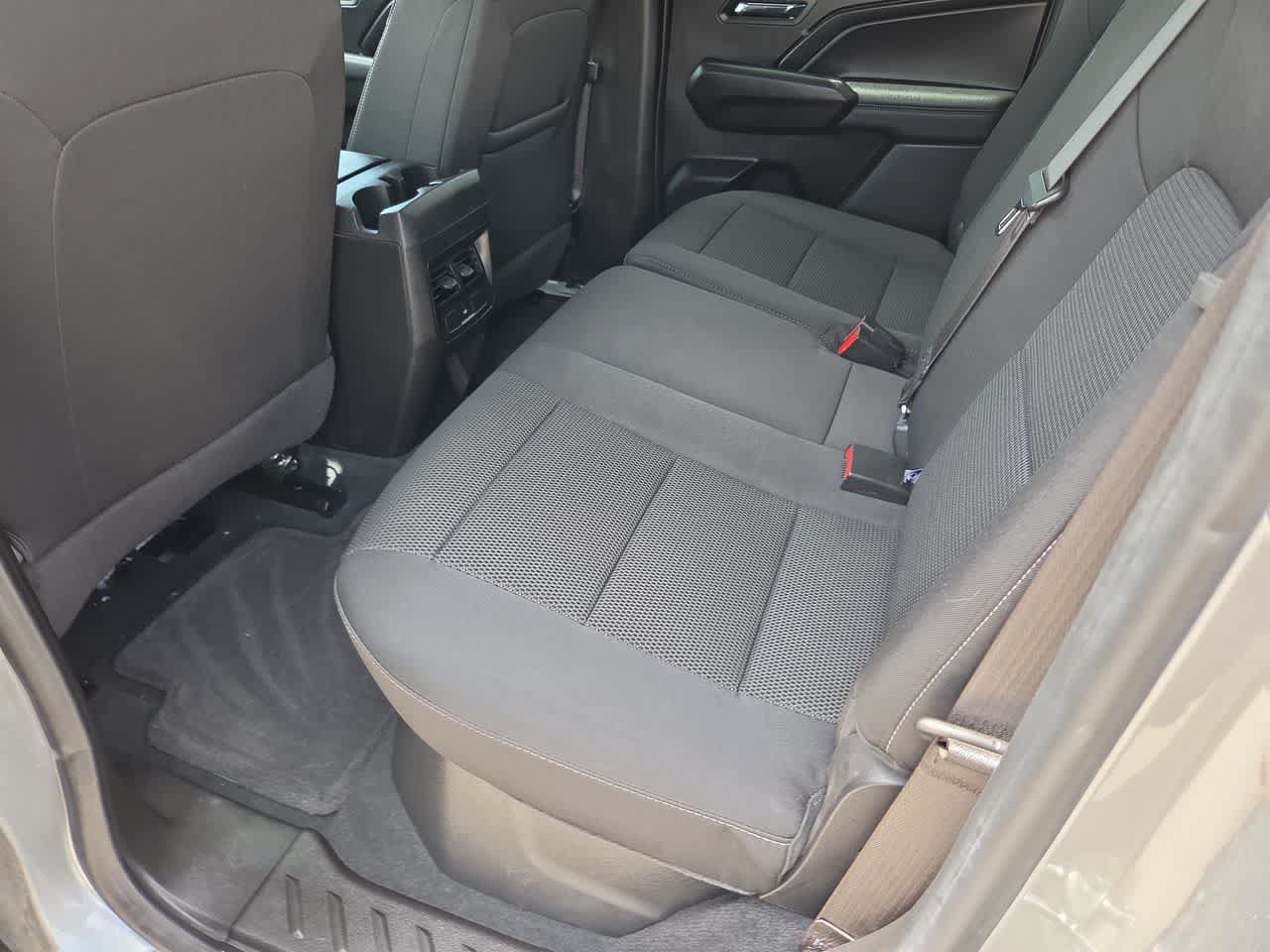 Used 2024 Chevrolet Colorado LT w/ Advanced Trailering Package AWD/4WD image 21