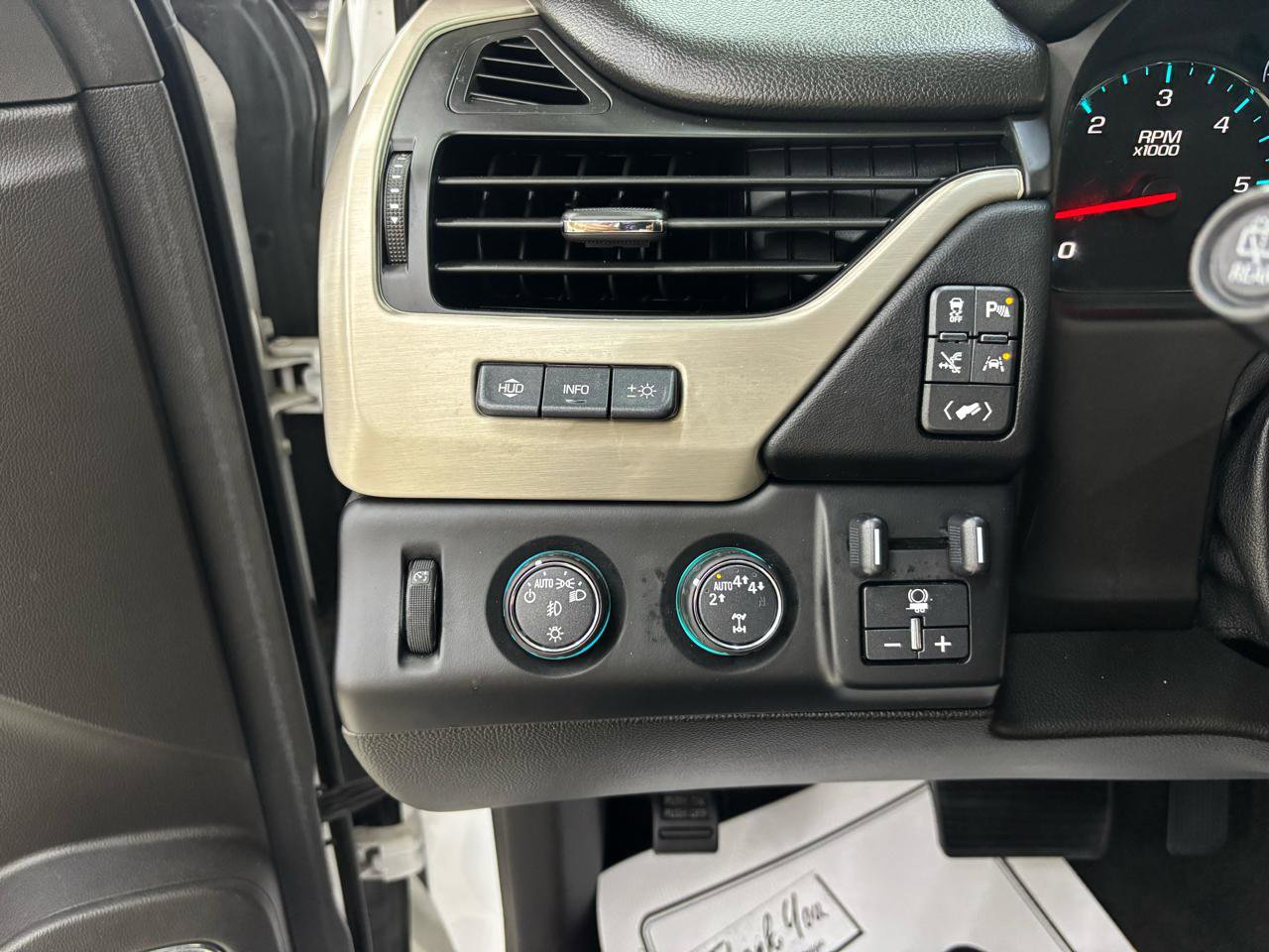 Used 2017 GMC Yukon Denali w/ Open Road Package AWD/4WD image 38