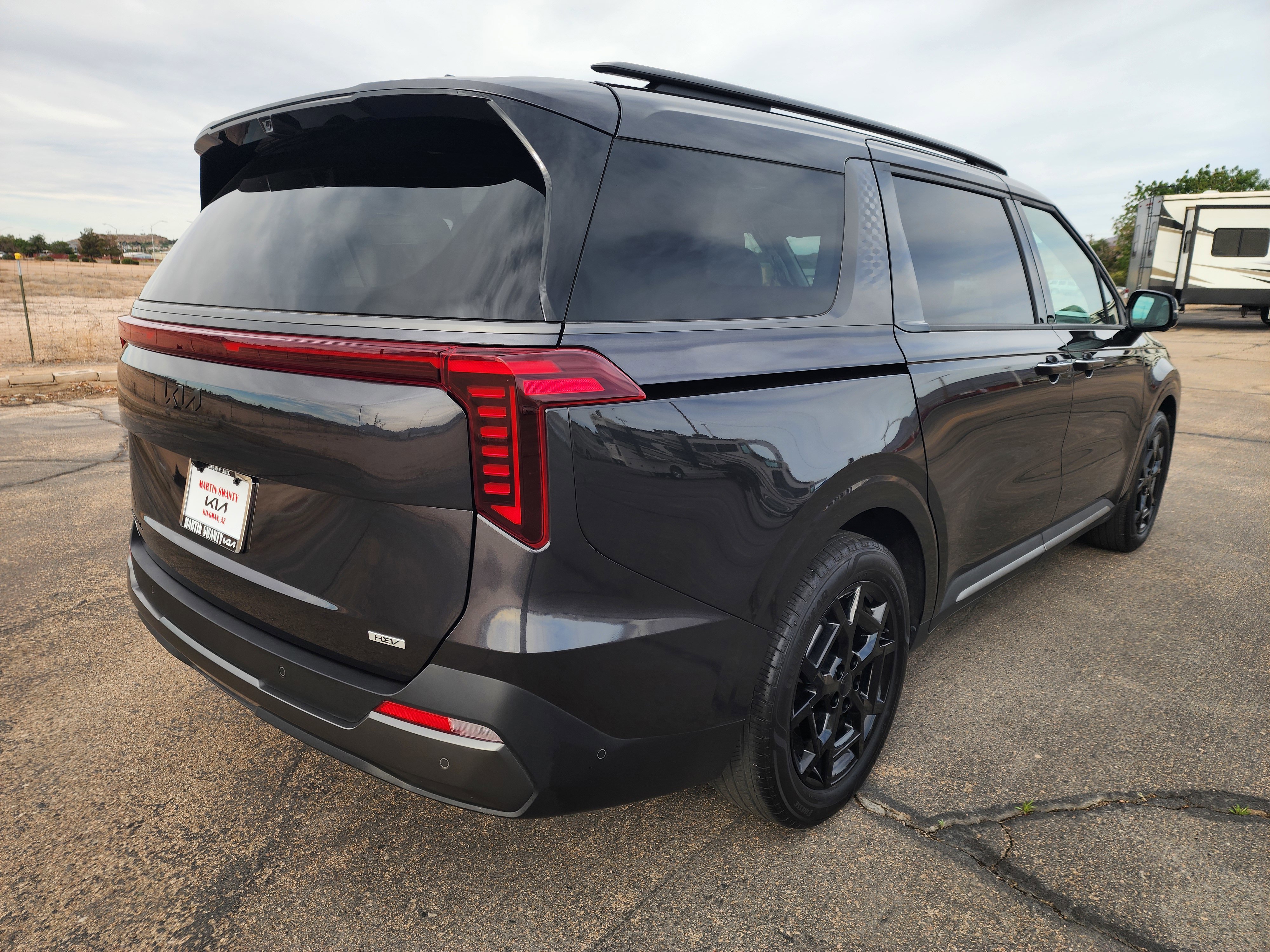 Used 2025 Kia Carnival SX Prestige FWD image 5