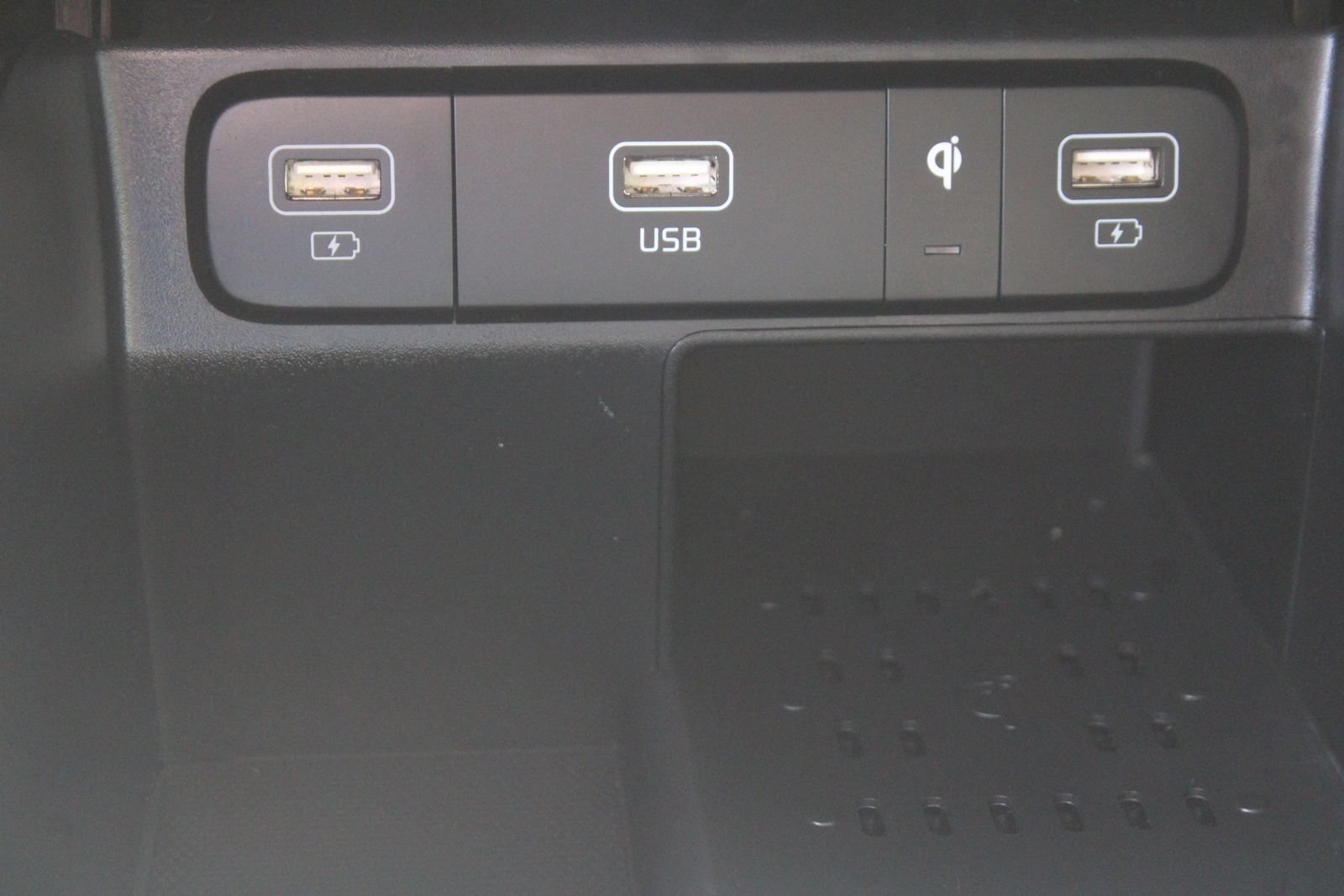 Certified 2022 Kia Sorento SX FWD image 41