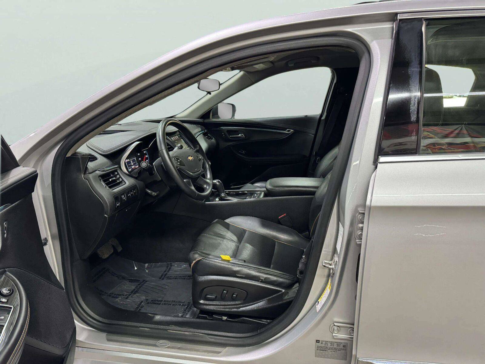 Used 2016 Chevrolet Impala LTZ FWD image 25
