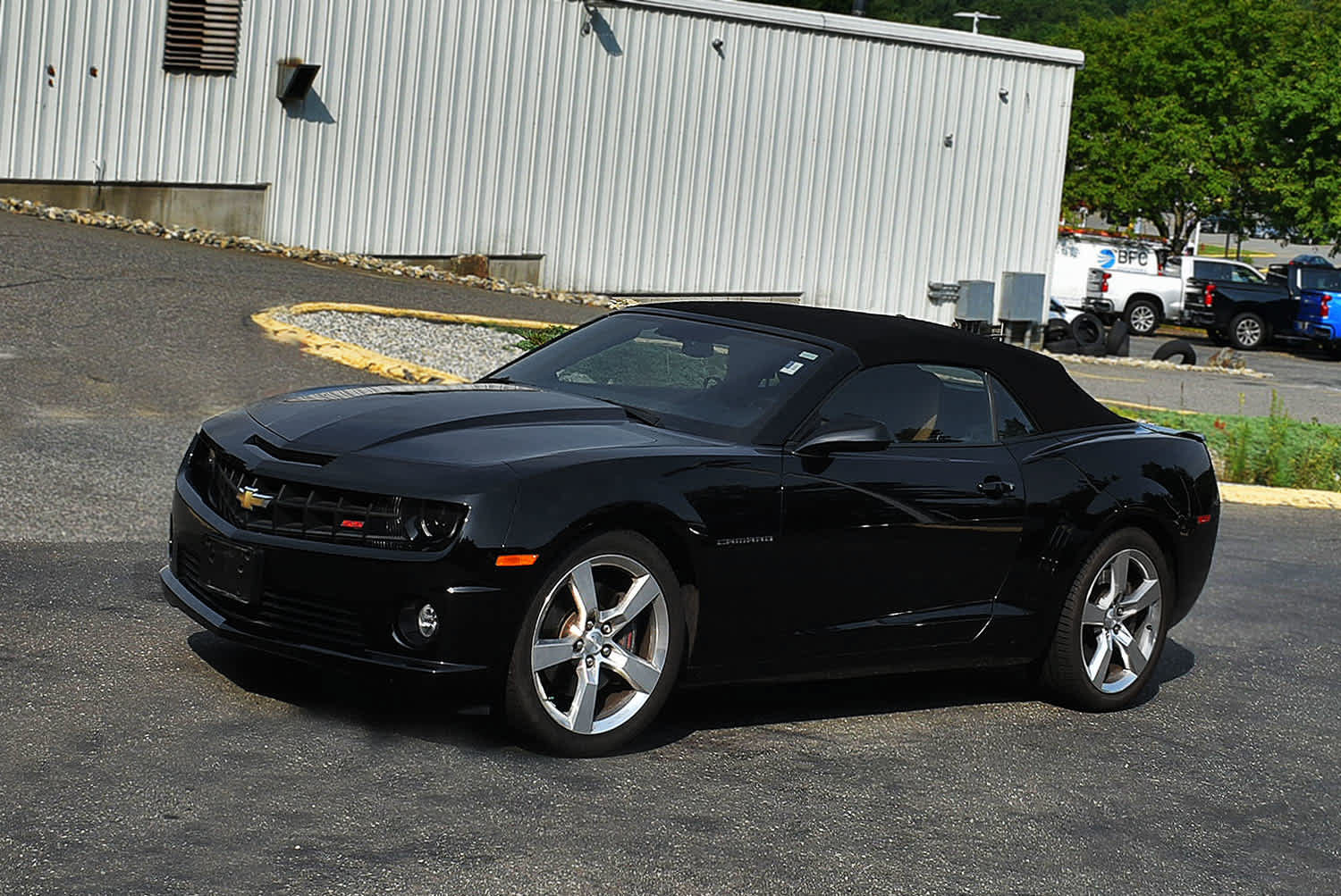 Used 2013 Chevrolet Camaro SS w/ RS Package RWD image 4