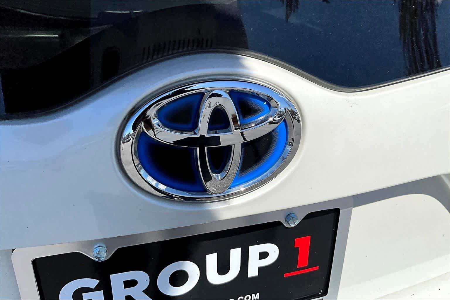 Used 2020 Toyota Prius Prime LE image 10