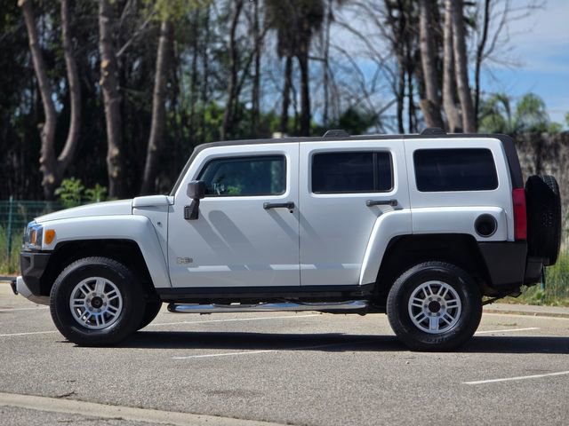 Used 2009 HUMMER H3 image 18