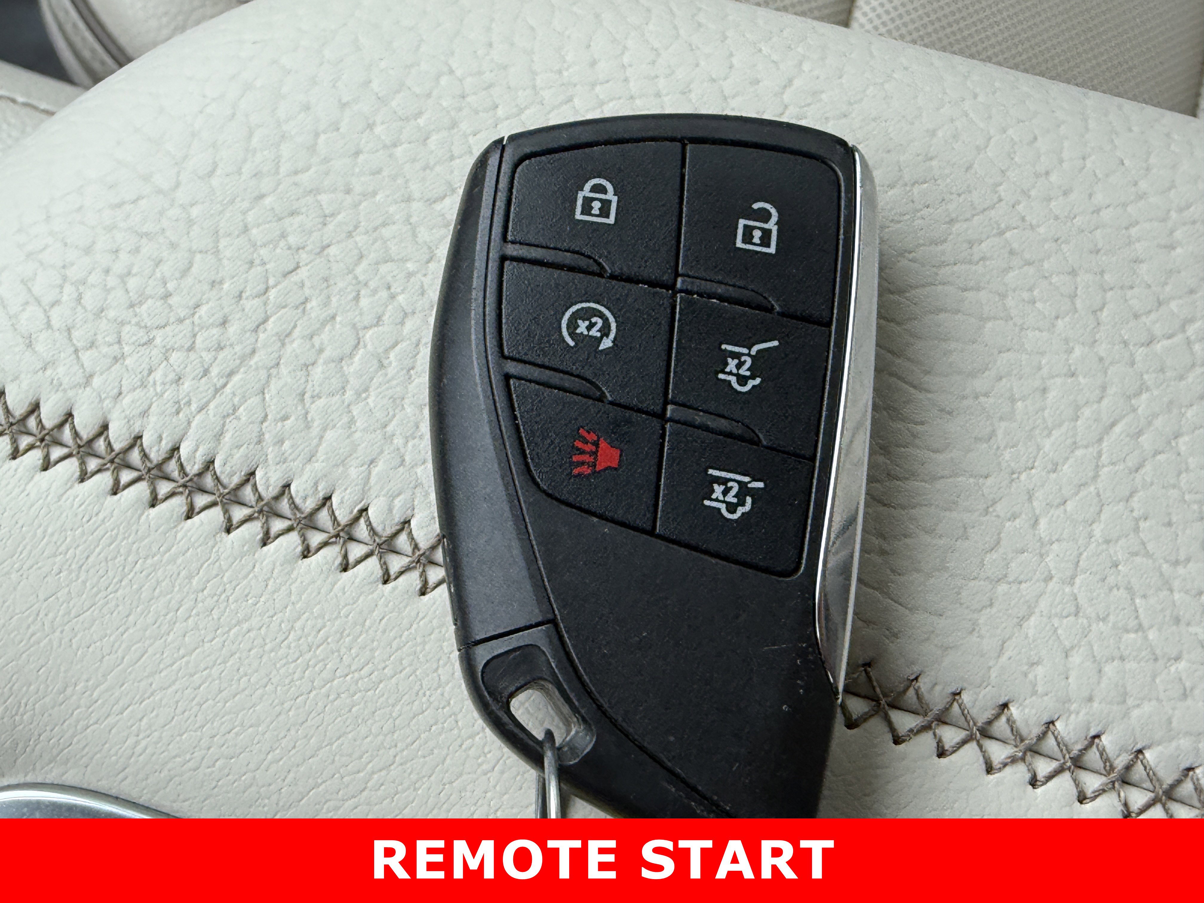 Used 2021 GMC Yukon Denali w/ Denali Premium Package AWD/4WD image 23