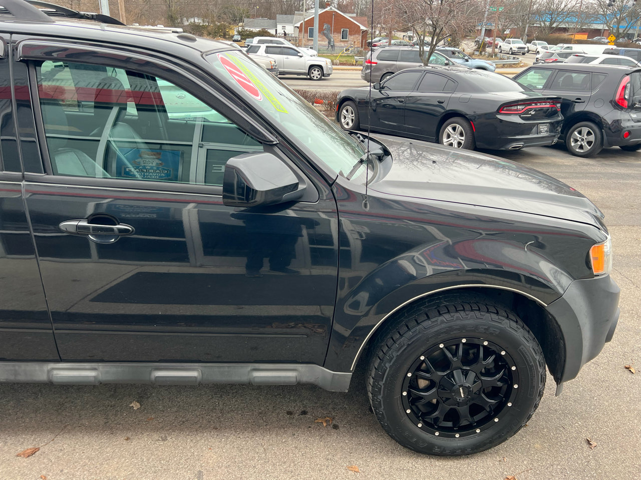 Used 2011 Ford Escape Limited w/ 302A Rapid Spec Order Code image 8