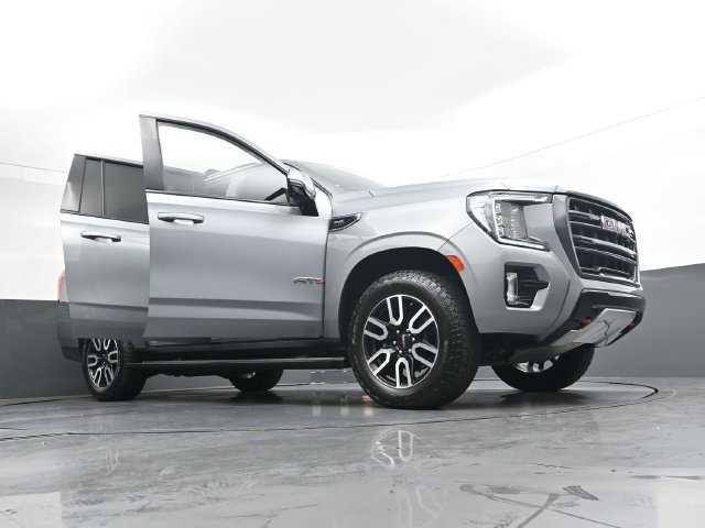 Used 2023 GMC Yukon XL AT4 w/ AT4 Premium Package AWD/4WD image 44