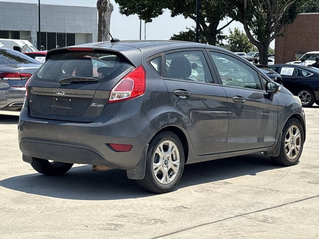 Used 2015 Ford Fiesta SE w/ Comfort Package FWD image 3