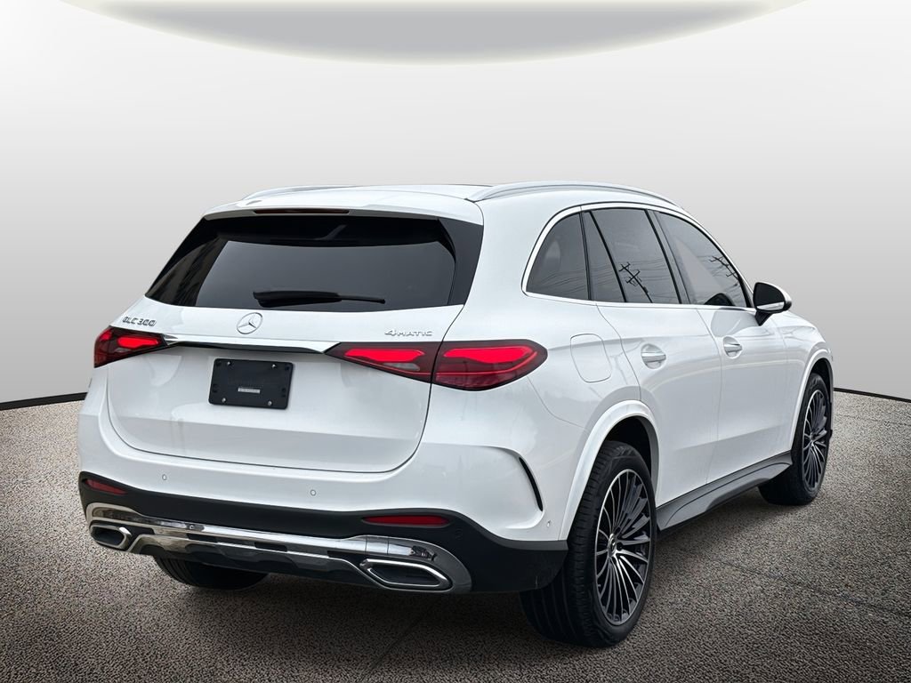 Used 2024 Mercedes-Benz GLC 300 4MATIC video 2