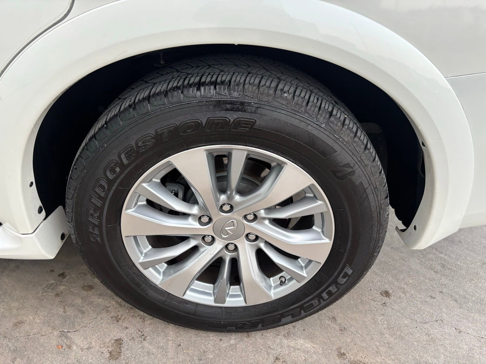 Used 2016 INFINITI QX80 2WD w/ Signature Edition Package image 10