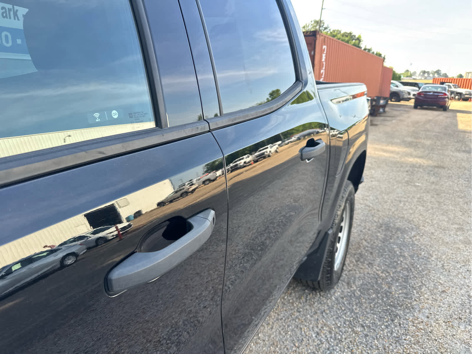 Used 2024 Chevrolet Colorado W/T image 12