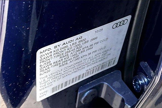 New 2025 Audi Q5 Prestige image 13