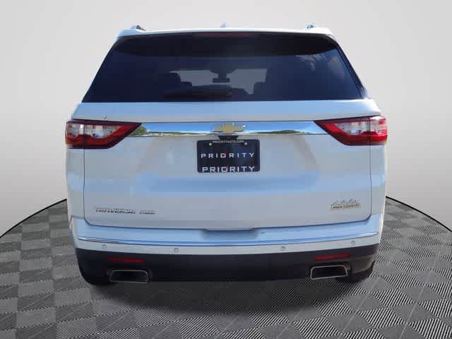 Used 2019 Chevrolet Traverse High Country w/ LPO, Cargo Package AWD/4WD image 3