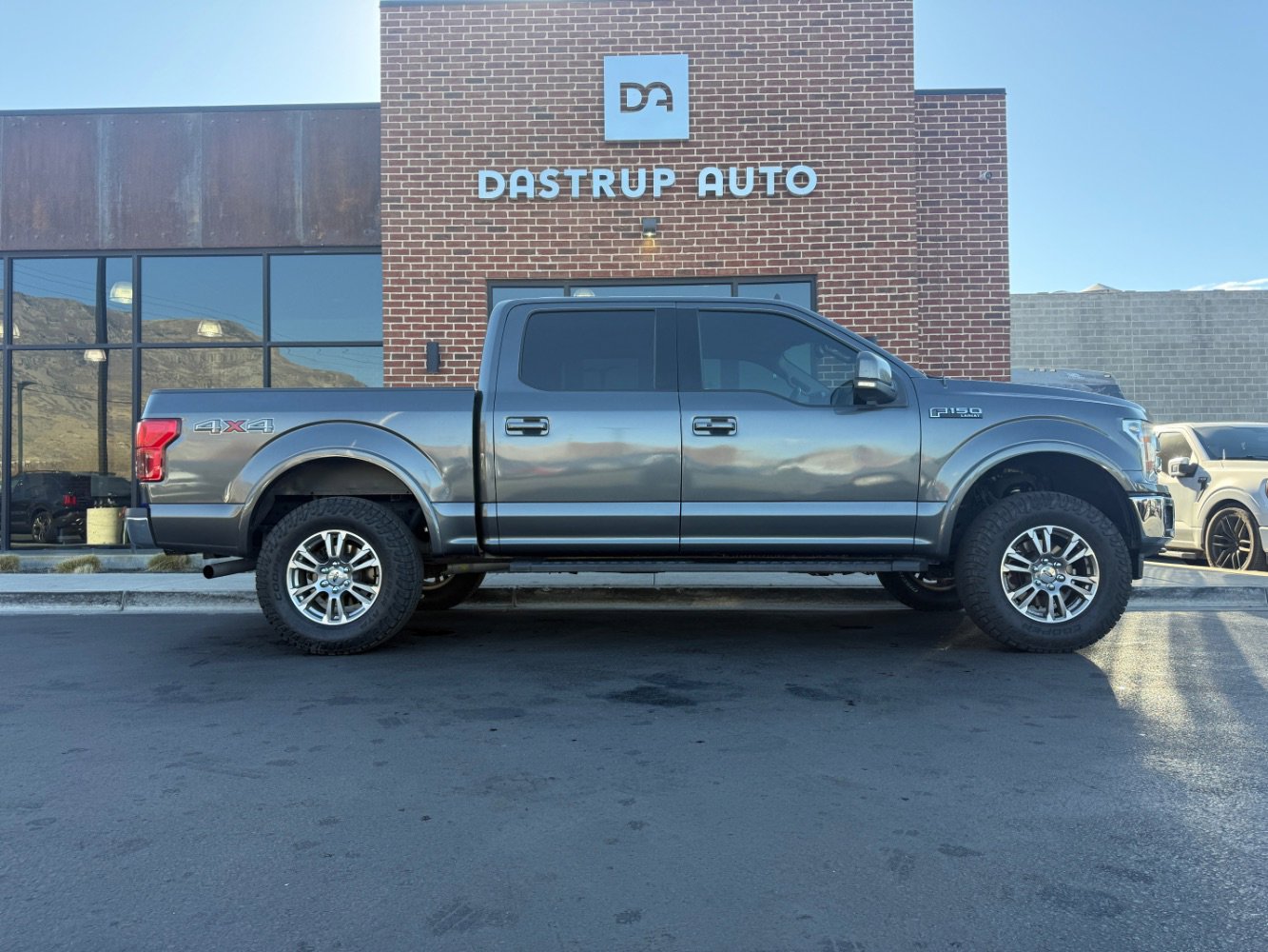 Used 2020 Ford F150 Lariat AWD/4WD image 5