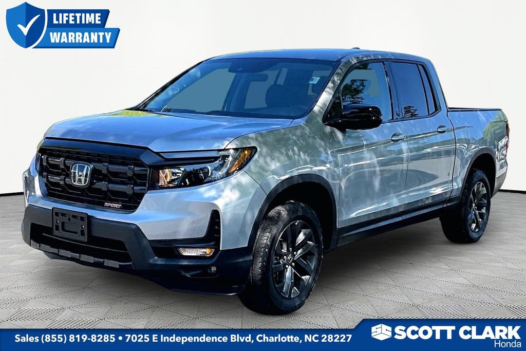Used 2025 Honda Ridgeline Sport image 3