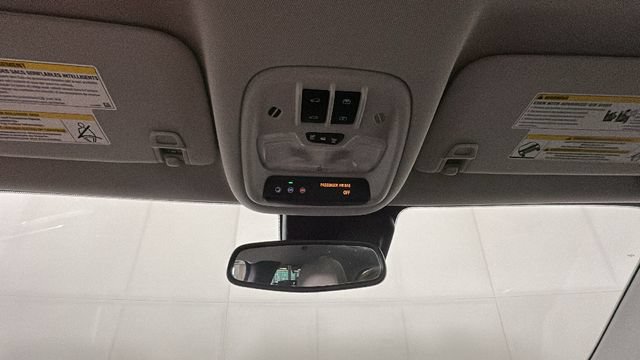 Used 2021 Chevrolet TrailBlazer LT w/ Sun and Liftgate Package FWD image 25