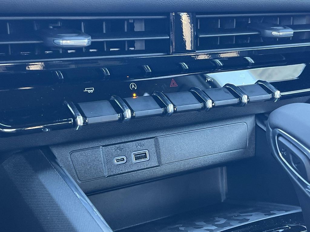 New 2026 GMC Canyon Elevation image 20