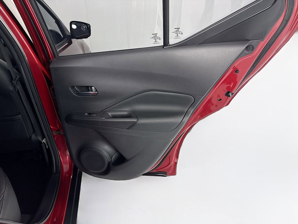 Used 2020 Nissan Kicks SR w/ SR Premium Package FWD image 27