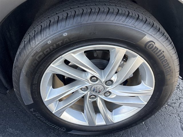 Used 2025 Buick Envista Sport Touring w/ Convenience I Package FWD image 31