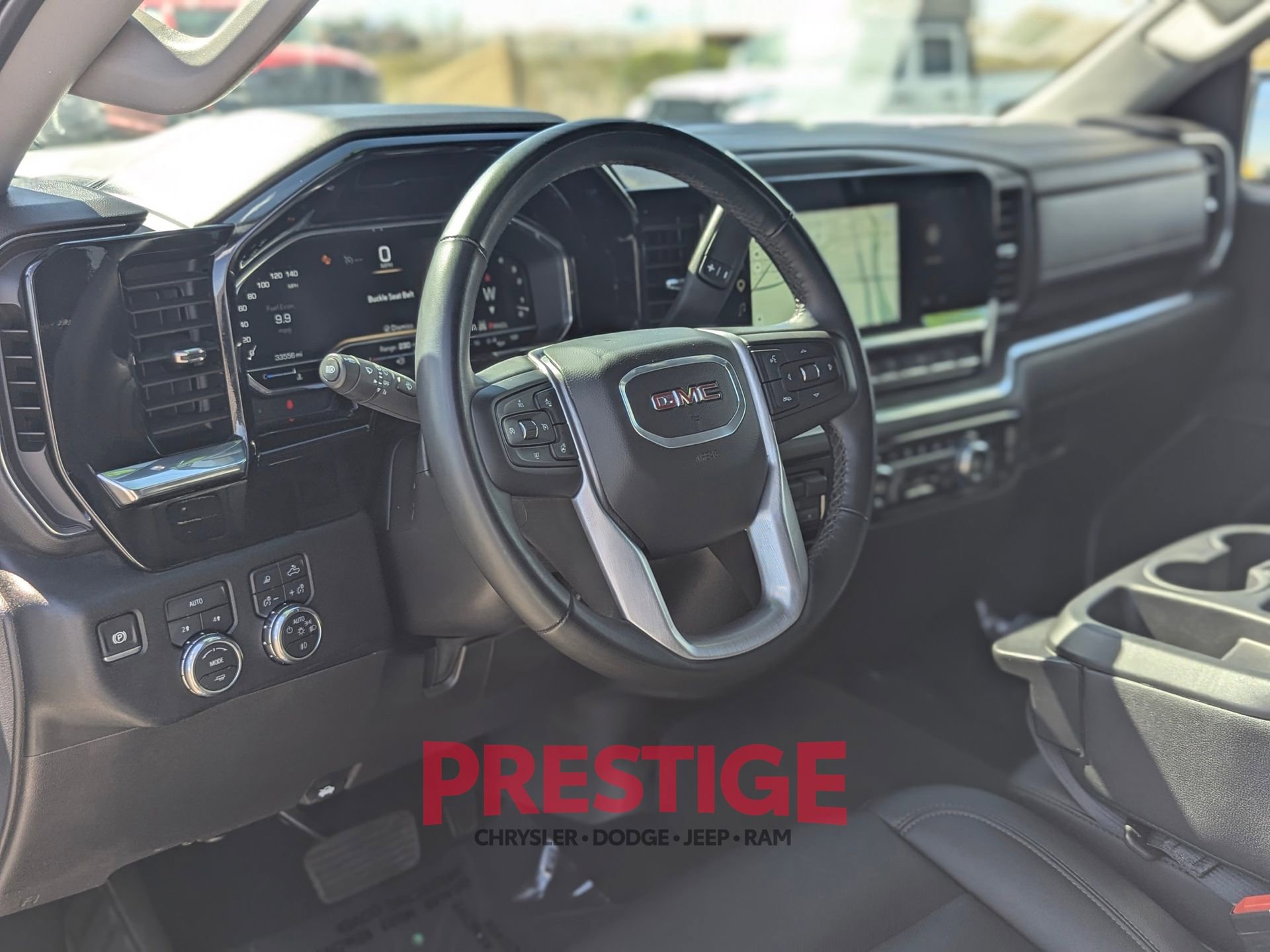 Used 2025 GMC Sierra 1500 SLT AWD/4WD image 18