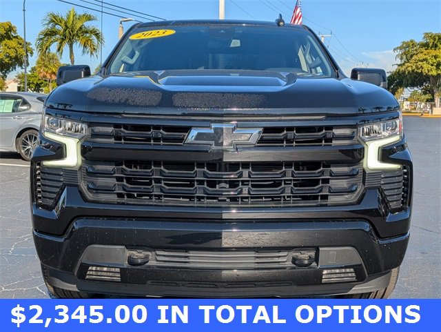 Used 2023 Chevrolet Silverado 1500 RST image 2