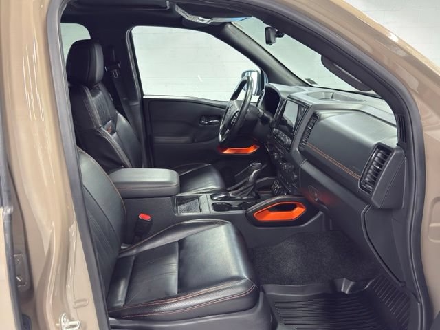 Used 2023 Nissan Frontier PRO-4X w/ Pro-4X Premium Package AWD/4WD image 13