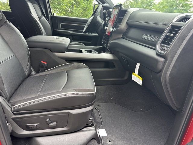 New 2026 RAM 2500 Laramie AWD/4WD image 14