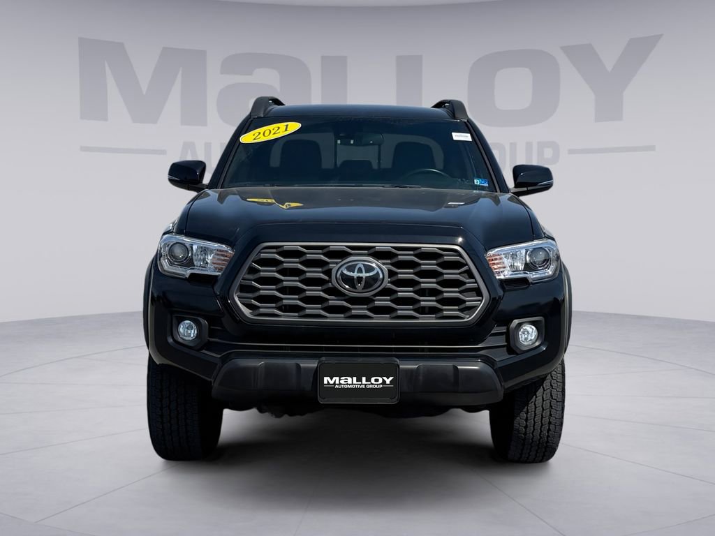 Used 2021 Toyota Tacoma TRD Off-Road AWD/4WD image 8