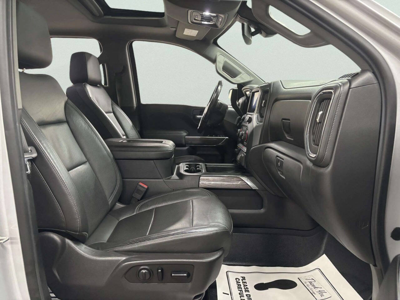 Used 2019 Chevrolet Silverado 1500 LTZ w/ LTZ Premium Package AWD/4WD image 29