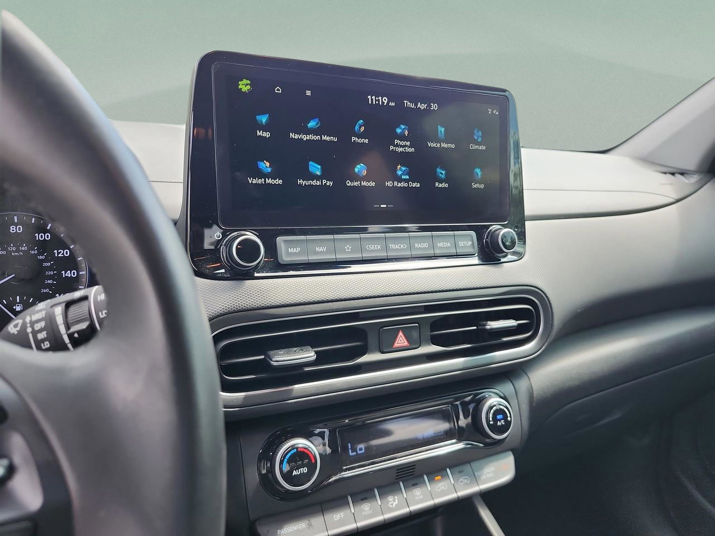 Certified 2023 Hyundai Kona SEL w/ Convenience Package FWD image 11