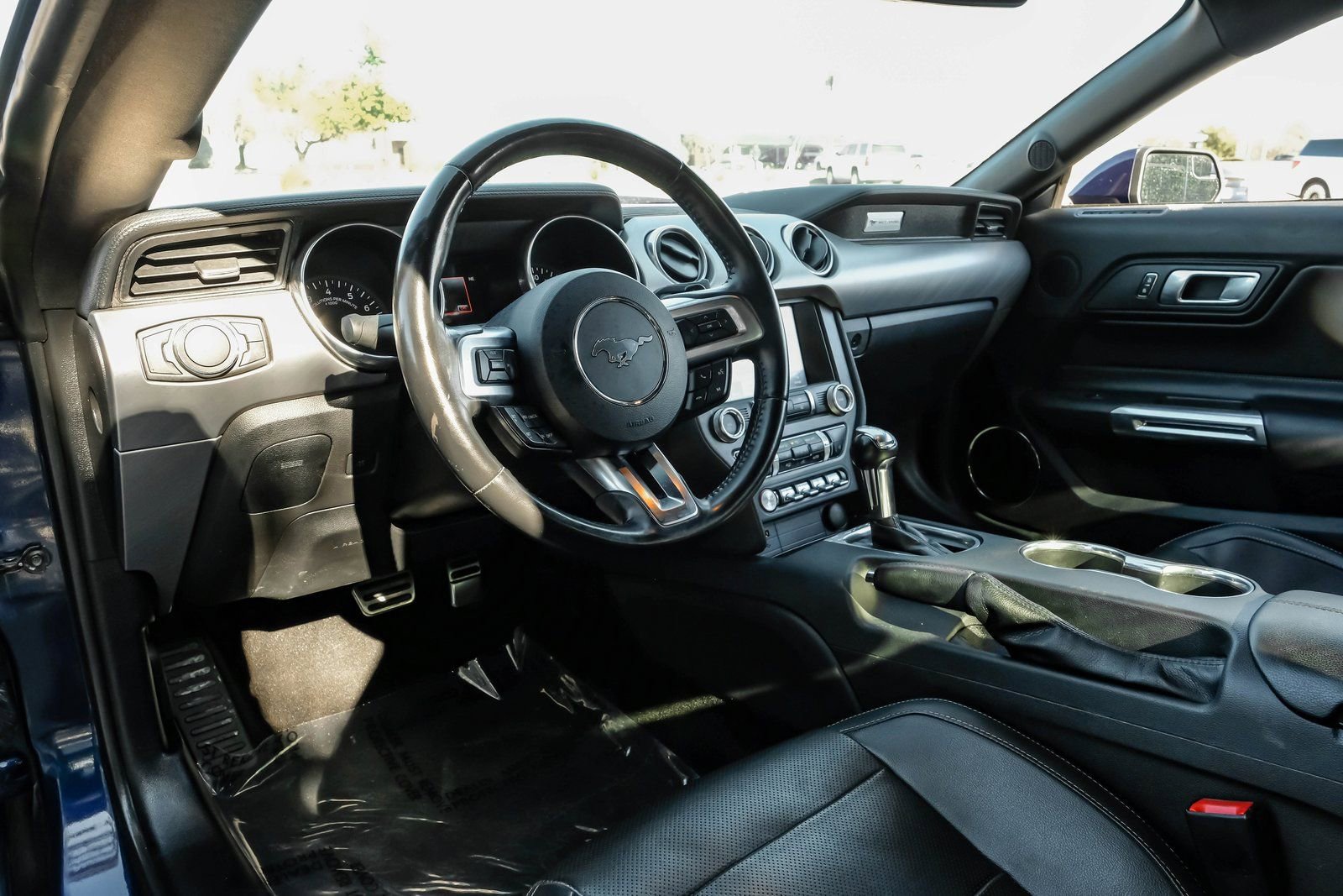 Used 2019 Ford Mustang GT Premium image 3