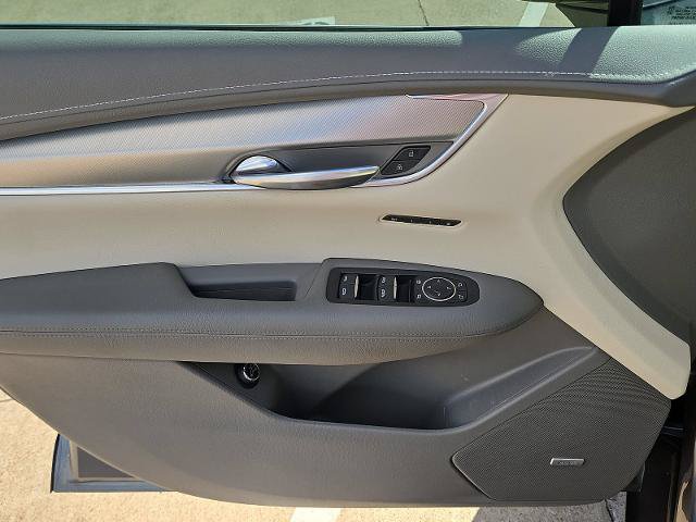 Certified 2021 Cadillac XT5 Premium Luxury FWD image 22