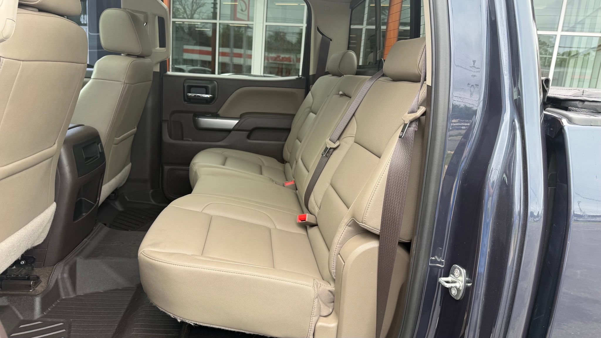 Used 2018 Chevrolet Silverado 1500 LTZ Z71 w/ Centennial Edition AWD/4WD image 39