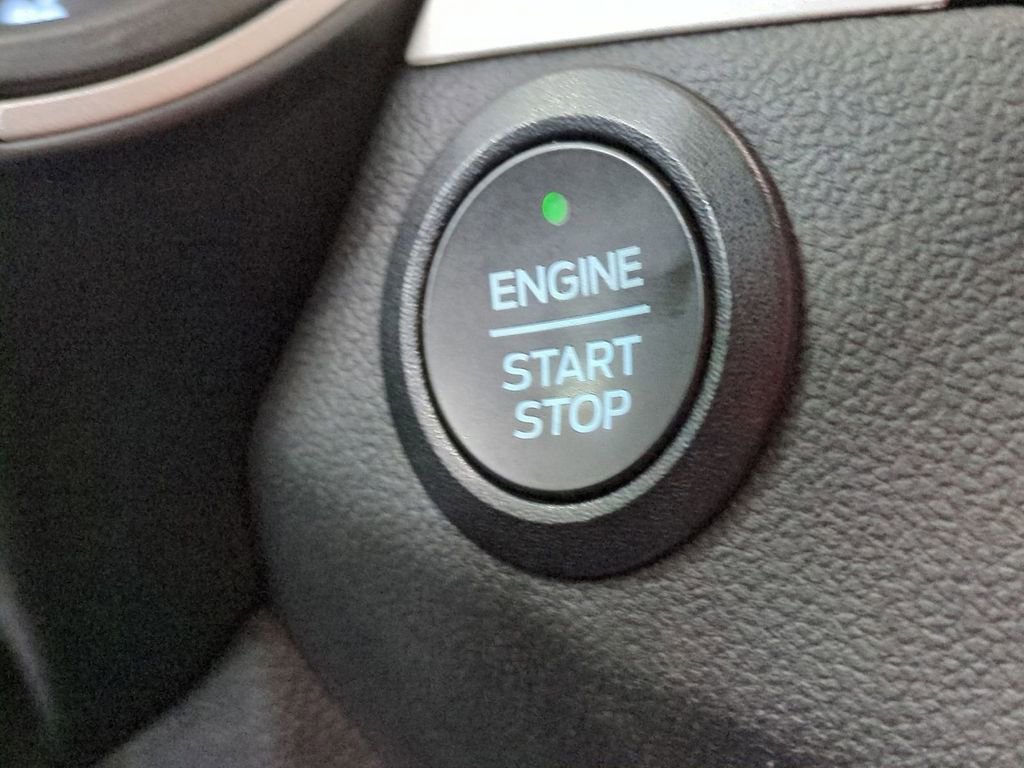 Used 2022 Ford Escape SEL image 21